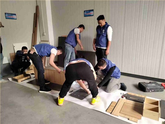 左右手商學院學員實訓 左右手商學院學員實訓