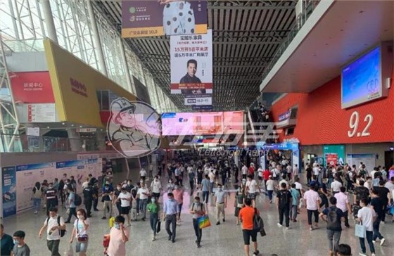 36場，88萬㎡，70萬人次