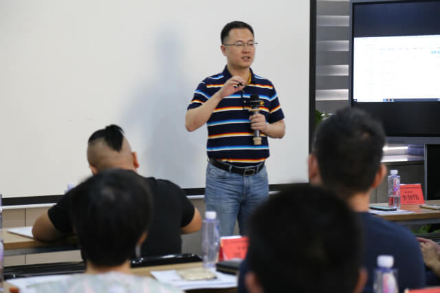 左右手合伙人深圳百得勝陳總精彩分享-為何加盟左右手？