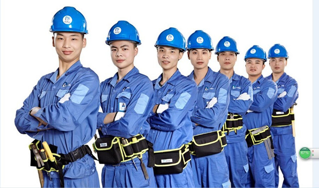 為了造就一個(gè)傳奇，左右手安裝師傅既然這樣做