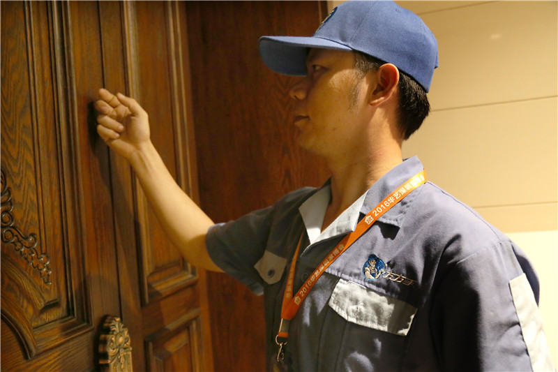 左右手家居安裝師傅：堅守契約精神，對違約行為大聲說不