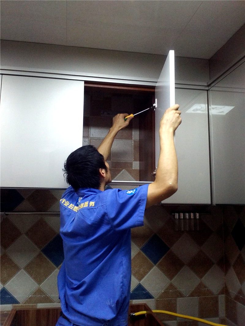 櫥柜安裝步驟大披露，不知道的趕緊收藏起來