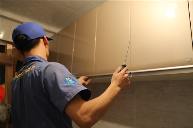 家具保養(yǎng)方法大揭秘，讓家具重現(xiàn)光澤與生機(jī)