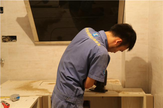 櫥柜安裝中臺(tái)面的驗(yàn)收標(biāo)準(zhǔn)