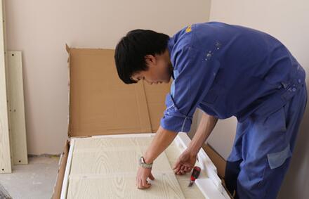 整體衣柜安裝小竅門，讓你分分鐘解決整體衣柜安裝問題