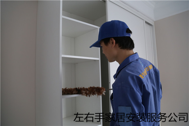 衣柜保養(yǎng)怎么做？這樣清潔衣柜才對(duì)！