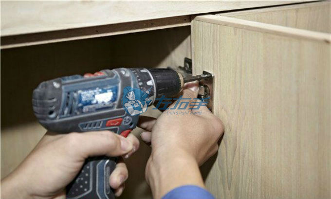 左右手師傅同臺(tái)競技