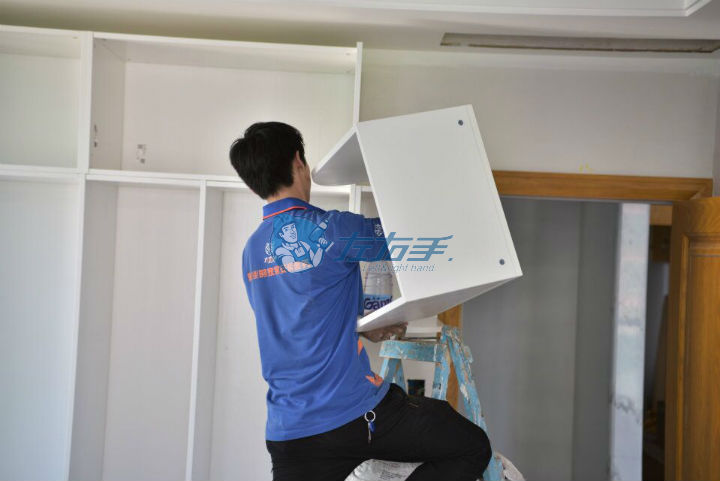 左右手衣柜安裝師傅11 左右手衣柜安裝師傅11