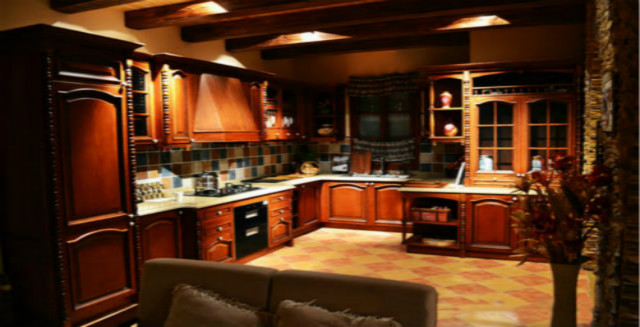 選擇實木櫥柜么樣，實木櫥柜有什么優(yōu)缺點？