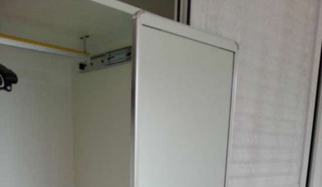 191衣柜旋轉鏡子安裝方法有哪些步驟，需要做什么流程