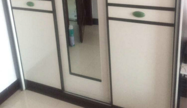 142移門衣柜鏡子正確安裝方法，安裝步驟有哪些？