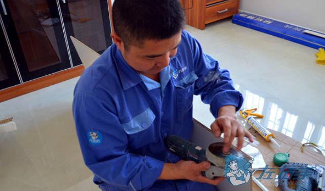 家具安裝收費(fèi)報(bào)價(jià)表是多少，家具安裝價(jià)格是多少錢