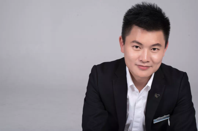 左右手創(chuàng)始人盧建華：順勢(shì)而為，時(shí)勢(shì)才能造英雄！