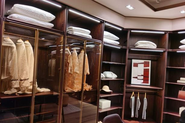 時(shí)尚家居裝修設(shè)計(jì)，定制家居時(shí)尚服務(wù)行業(yè)