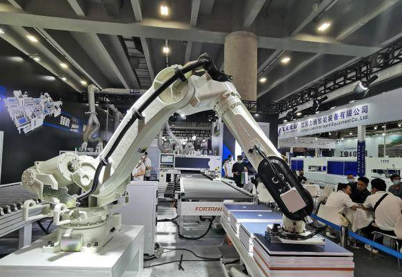 投資風(fēng)向標(biāo)：定制家居新風(fēng)向，近七成消費(fèi)者最看重健康環(huán)保