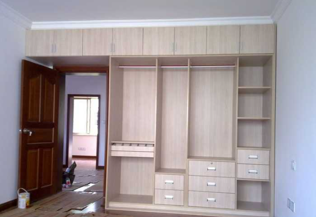 網(wǎng)上買家具注意事項(xiàng)，新房是買家具還是定制家具好呢？