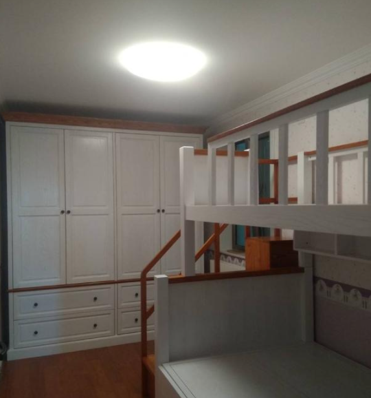 簡易衣柜格局：各類原木家具定制，兒童床衣柜衣帽間書柜等一站式服務(wù)