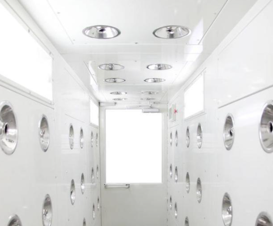 貨物風(fēng)淋室設(shè)備：實驗室裝修建設(shè)要點之實驗室家具，風(fēng)淋室的結(jié)構(gòu)用途