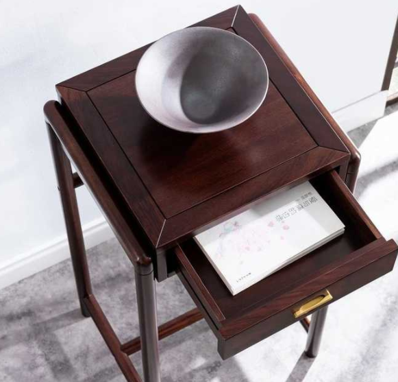 歐式哪種實(shí)木家具好，家庭實(shí)木家具如何保養(yǎng)維護(hù)？