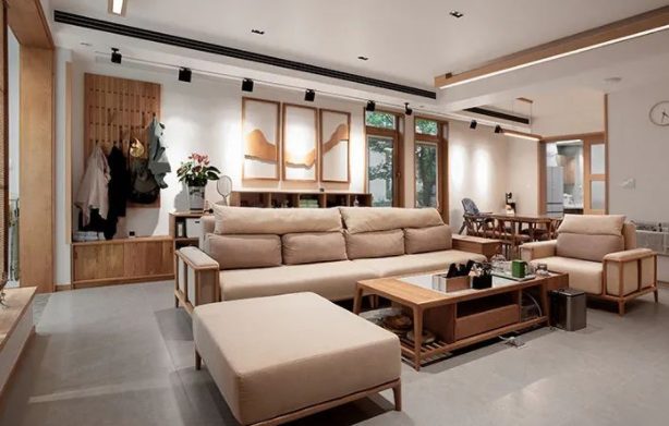 實木地板材質翻新:全屋實木家具的養(yǎng)老房，處處都有人文與關懷