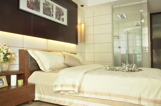 明清紅木家具出售，紅木家具一定要有？老人說保值又聚財