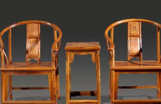 中國新古典家具：新中式紅木家具vs古典紅木家具 保值選哪個？