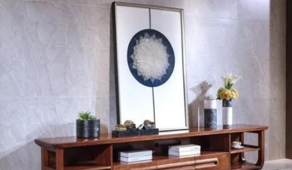 實(shí)木多層地板定制;實(shí)木家具如何選購與修復(fù)保養(yǎng)？