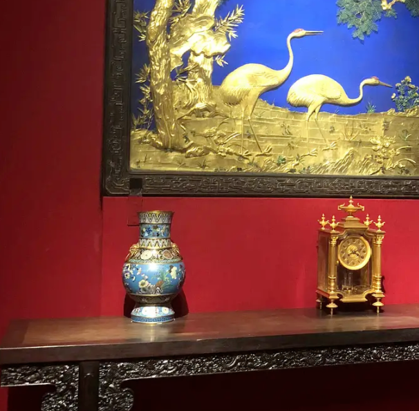 新中式家具定制：中式家具選購、陳設(shè)、保養(yǎng)全攻略！