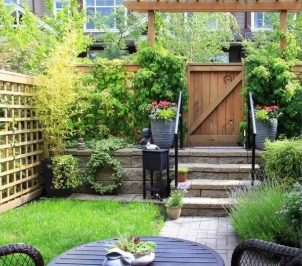 庭院家具柵欄，分享不同風(fēng)格的庭院如何搭配庭院家具？