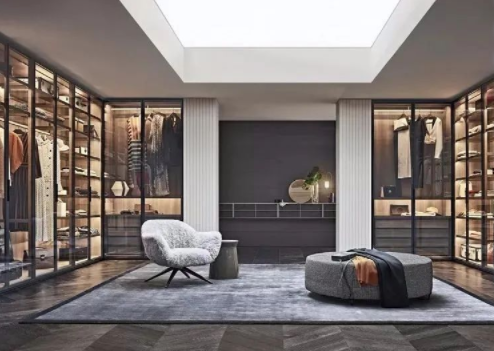 定做衣柜格局，定制衣柜與成品衣柜的區(qū)別