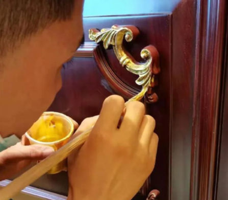 辦公家具維修培訓(xùn);家具維修要趁早，小不補(bǔ)，大來一尺五！