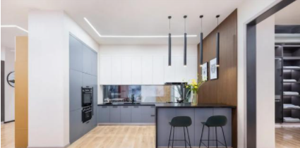 青島實(shí)木門安裝：如何讓木門和家具和諧搭配？