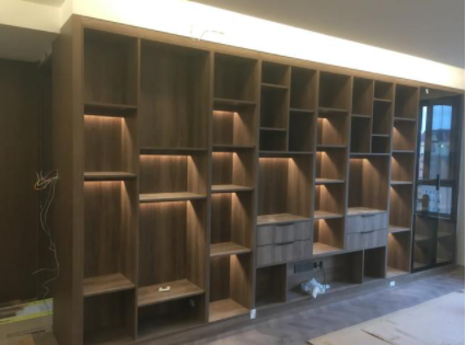 鄭州展示柜維修，展示柜層板燈