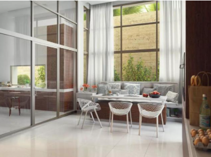 大飄窗設(shè)計：飄窗窗簾是靠墻好，還是靠窗好？