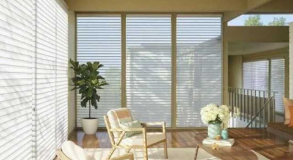 實(shí)木百葉窗安裝：家里裝修，用百葉窗還是窗簾好？