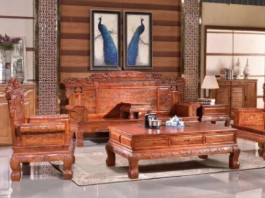 香樟木家具：香樟木沙發(fā)的優(yōu)點(diǎn) 香樟木沙發(fā)如何保養(yǎng)！