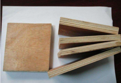 膠合板密度標(biāo)準(zhǔn);膠合板多少錢(qián)？膠合板怎么選購(gòu)？