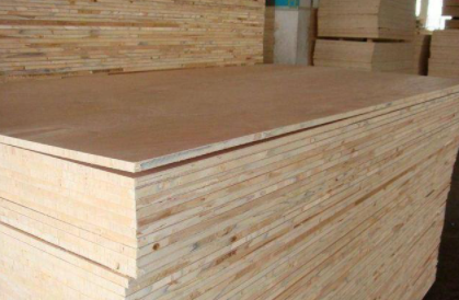 膠合板門(mén)密度;膠合板密度是多少？多層膠合板優(yōu)缺點(diǎn)有哪些