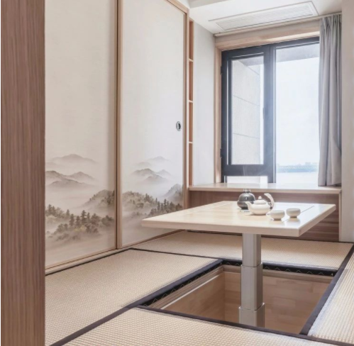 臥室衣柜布局：定制衣柜的優(yōu)勢有哪些？