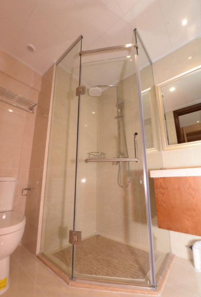 簡易淋浴房安裝：我家鄰居因為不了解淋浴房的細(xì)節(jié)!