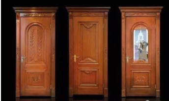 裝修選鋼木門還是實(shí)木門？