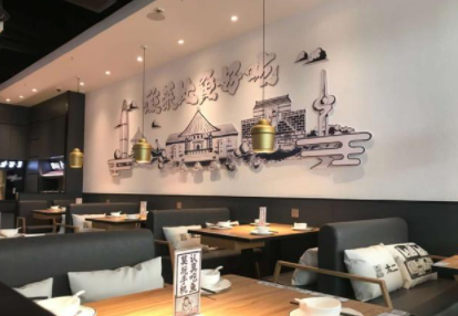 整體家裝設(shè)計(jì)師：家裝燈具應(yīng)該怎樣選擇與布置？