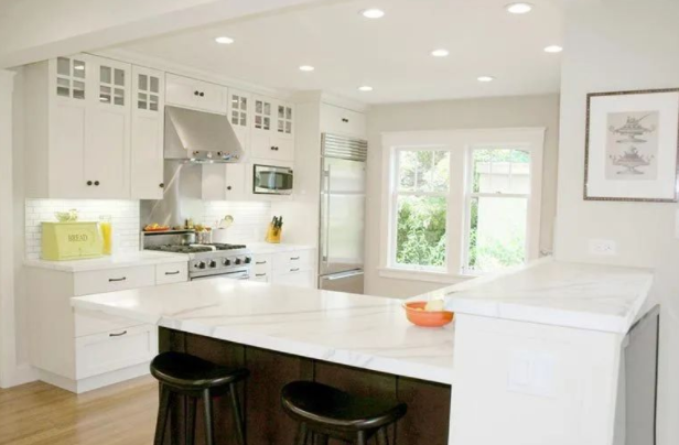 廚衛(wèi)吊頂十大品牌：廚衛(wèi)吊頂選集成吊頂好？還是石膏板、桑拿板好？