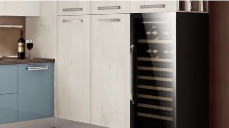 家裝酒柜隔斷效果圖，靠墻酒柜有什么作用？