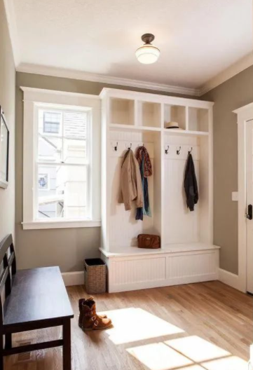 衣帽間裝修設(shè)計(jì)：多功能的玄關(guān)柜衣帽間裝修案例！