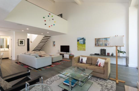 臥室燈光設(shè)計(jì)：臥室設(shè)計(jì)成了套房，衛(wèi)生間、衣帽間和書房一應(yīng)俱全！