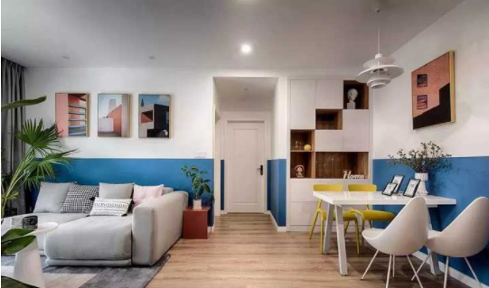 室內(nèi)中式裝修案例：簡(jiǎn)美式三居裝修案例，客廳陽臺(tái)的收納柜好看又實(shí)用！