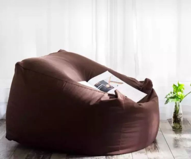 深圳訂制窗簾布藝，臥室聚財(cái)?shù)拇昂燁伾? title=