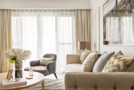 室內(nèi)精裝修設計，家里裝修用什么窗簾最好看？