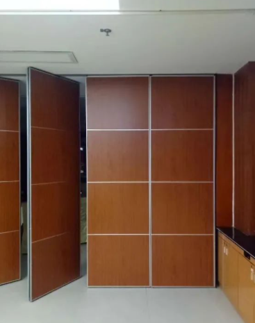 成都軟裝設(shè)計(jì)：家居家具酒店餐廳軟裝設(shè)計(jì)屏風(fēng)隔斷折疊門